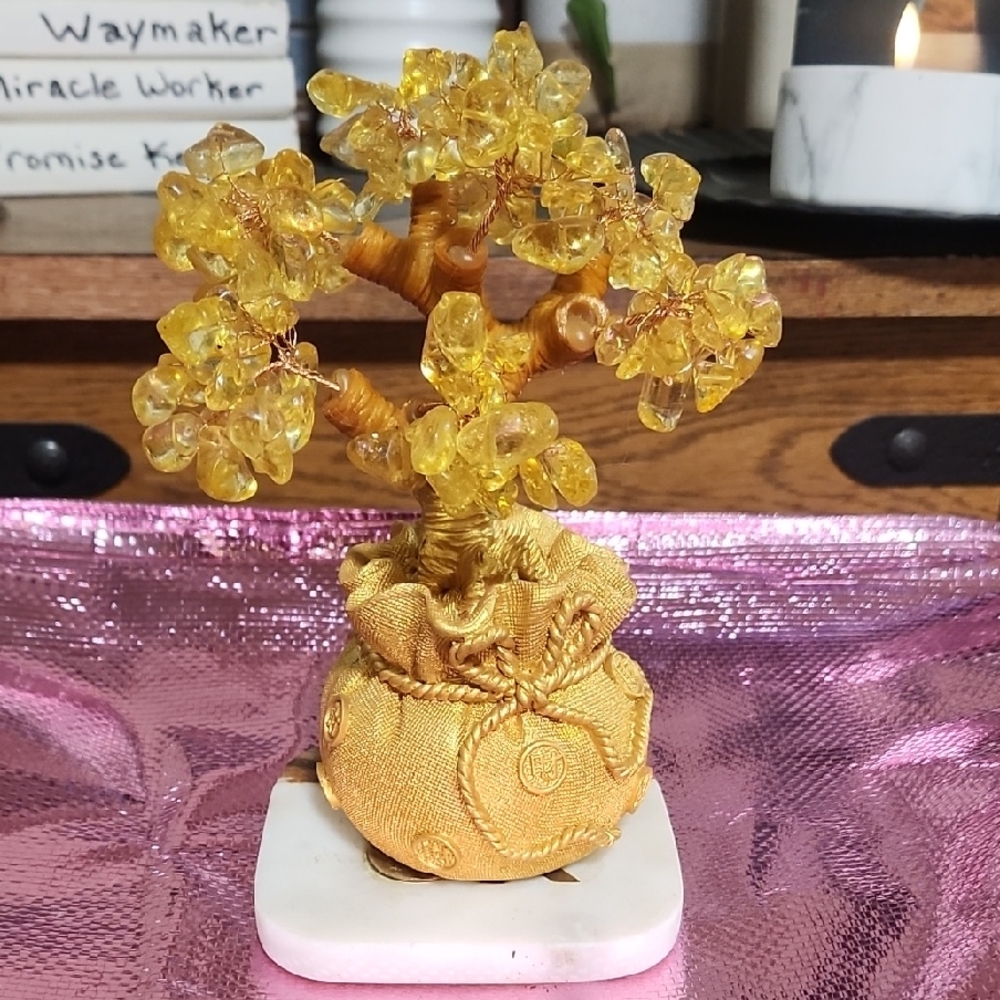 Golden Gemstone Tree Decor